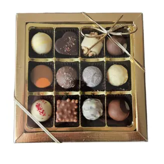 12er Pralinen in der Gold-Geschenksverpackung