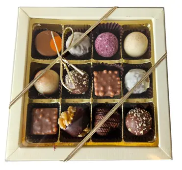 12er Pralinen beigen Geschenksverpackung